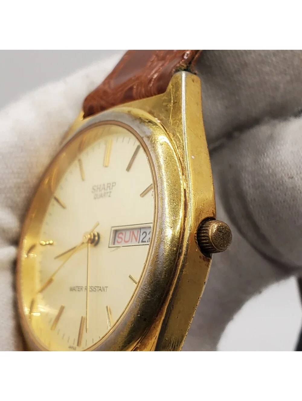 Vintage Sharp Quartz Watch 34mm Day/Date Dial Gold Tone New Battery